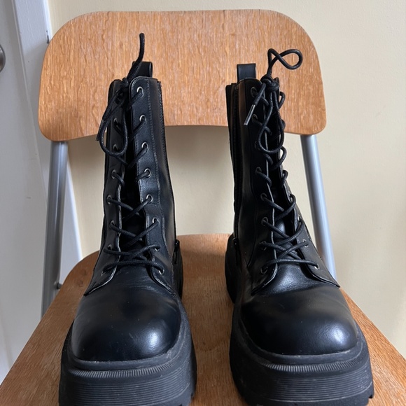 Call It Spring Whistler Boots - Picture 7 of 8